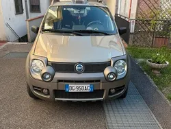 Usata 2007 Fiat Panda 4x4 Cross Due volumi | 7500 € (Buon prezzo)