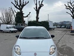 Bianco Usata 2018 Fiat Punto Street Due volumi | 5999 € (Buon prezzo)