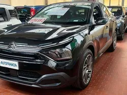 Grigio Nuova 2024 Citroën C4 PureTech Due volumi | 16.900 € (Buon prezzo)