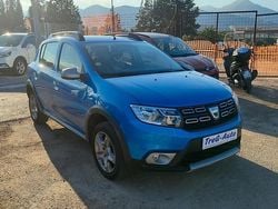 Blu Usata 2020 Dacia Sandero Comfort Tre volumi | 9999 € (Buon prezzo)