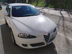 Bianco Usata 2010 Alfa Romeo 147 Due volumi | 3000 € (Buon prezzo)