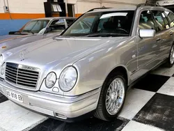 Argento Usata 1998 Mercedes E280 Avantgarde Station wagon | 5800 €