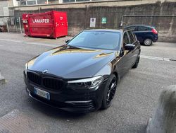 Nero Usata 2017 BMW 520 Advantage Tre volumi | 20.000 € (Molto cara)