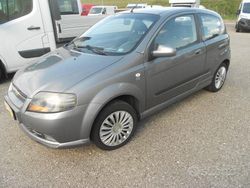 Grigio metallizzato Usata 2008 Chevrolet Kalos SE Due volumi | 3500 € (Molto cara)