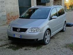 Grigio Usata 2005 VW Touran Monovolume | 3200 €