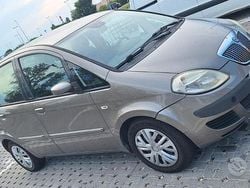 Usata 2006 Lancia Musa Monovolume | 3800 € (Buon prezzo)