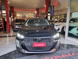 Nero Usata 2025 Peugeot 208 Style Due volumi | 14.400 € (Buon prezzo)