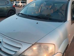 Argento Usata 2007 Citroën C3 Exclusive Due volumi | 1500 € (Ottimo prezzo)