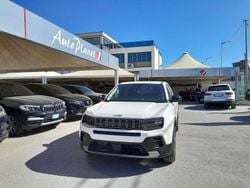 Bianco Nuova 2025 Jeep Avenger Altitude SUV | 25.900 € (Molto cara)