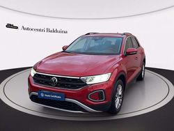 Rosso Usata 2023 VW T-Roc Life SUV | 23.700 € (Buon prezzo)
