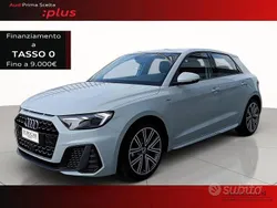Bianco ghiacciaio metallizzato Usata 2023 Audi A1 Sportback S-Line Due volumi | 23.700 € (Buon prezzo)