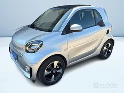 Argento metallizzato Usata 2021 Smart ForTwo Electric Drive Passion Tre volumi | 13.200 € (Buon prezzo)