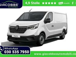 Bianco ghiaccio Usata 2024 Renault Trafic Monovolume | 21.100 € (Ottimo prezzo)