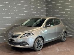 Grigio scuro Usata 2021 Lancia Ypsilon Gold Due volumi | 10.500 € (Buon prezzo)