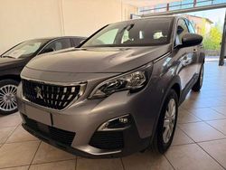 Grigio Usata 2019 Peugeot 3008 Allure SUV | 13.900 € (Buon prezzo)