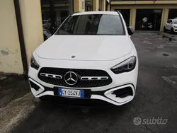 Bianco Usata 2024 Mercedes GLA200 AMG line SUV | 48.000 € (Molto cara)