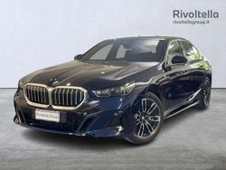 Blu Usata 2024 BMW 520 M Sport Tre volumi | 59.900 € (Buon prezzo)