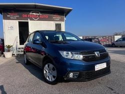 Blu Usata 2018 Dacia Sandero Comfort Tre volumi | 7399 € (Ottimo prezzo)