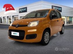 Arancione Usata 2021 Fiat Panda Easy Tre volumi | 10.450 € (Buon prezzo)