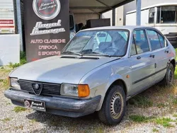 Argento Usata 1980 Alfa Romeo Alfasud Tre volumi | 700 €
