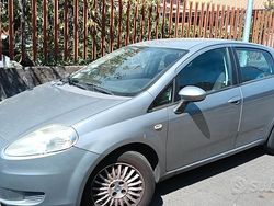 Grigio Usata 2007 Fiat Grande Punto Due volumi | 3500 €