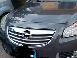 Grigio Usata 2011 Opel Insignia Tre volumi | 3500 € (Buon prezzo)