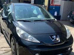 Usata 2009 Peugeot 207 Sport Tre volumi | 2500 € (Buon prezzo)
