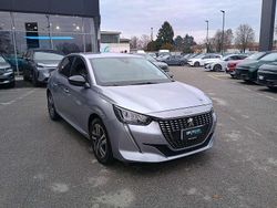 Grigio artense Usata 2023 Peugeot 208 Allure Due volumi | 14.500 € (Buon prezzo)