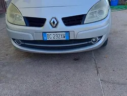 Usata 2007 Renault Scénic II Monovolume | 1800 € (Buon prezzo)