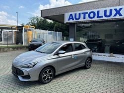Vari colori Usata 2024 MG MG3 Comfort Due volumi | 19.790 € (Buon prezzo)
