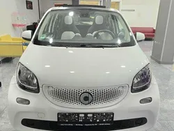 Bianco Usata 2015 Smart ForFour Passion Due volumi | 8999 € (Buon prezzo)