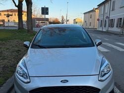 Grigio Usata 2019 Ford Fiesta ST-Line Due volumi | 12.000 € (Buon prezzo)