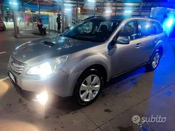 Usata 2009 Subaru Outback SUV | 4390 € (Buon prezzo)