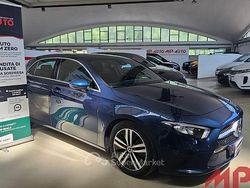 Blu/azzurro Usata 2022 Mercedes A180 Advanced Tre volumi | 23.800 € (Buon prezzo)