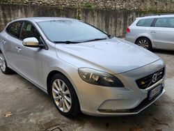 Argento Usata 2012 Volvo V40 Kinetic Station wagon | 7000 € (Cara)