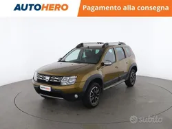 Oro Usata 2015 Dacia Duster Urban Explorer SUV | 9399 € (Buon prezzo)