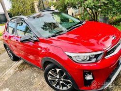 Rosso Usata 2018 Kia Stonic SUV | 12.200 € (Cara)