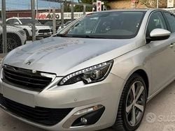 Grigio Usata 2016 Peugeot 308 GT-line Tre volumi | 8500 € (Buon prezzo)