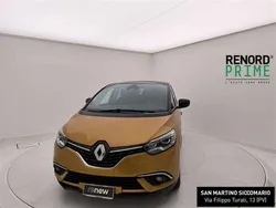 Arancione Usata 2016 Renault Scénic III Bose Edition Monovolume | 12.900 € (Cara)