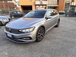 Argento Usata 2021 VW Passat Executive Station wagon | 13.331 € (Ottimo prezzo)
