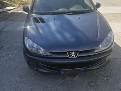 Grigio Usata 2007 Peugeot 206 Due volumi | 2250 € (Buon prezzo)