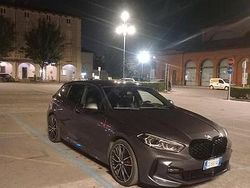 Grigio Usata 2019 BMW 118 Due volumi | 24.500 €