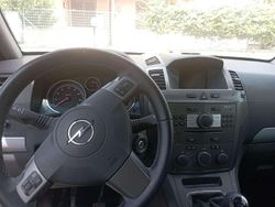 Nero Usata 2008 Opel Zafira Cosmo Monovolume | 3200 € (Ottimo prezzo)