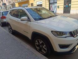 Usata 2018 Jeep Compass Limited SUV | 17.800 € (Cara)