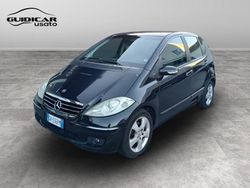 Nero Usata 2007 Mercedes A180 Elegance Due volumi | 3000 € (Molto cara)