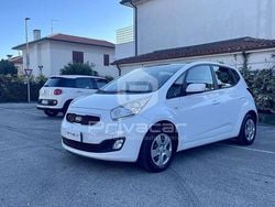 Bianco Usata 2013 Kia Venga Due volumi | 4500 € (Buon prezzo)