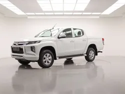 Bianco Usata 2021 Mitsubishi L200 Invite Pick-up | 24.340 € (Super prezzo)