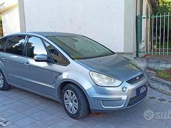 Grigio Usata 2006 Ford S-MAX Titanium Monovolume | 2950 € (Buon prezzo)