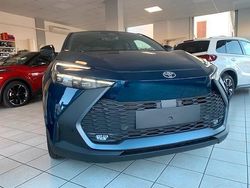 Blu Nuova 2025 Toyota C-HR Trend SUV | 34.550 € (Cara)