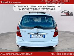 Bianco Usata 2009 Mercedes A200 Tre volumi | 5150 € (Molto cara)